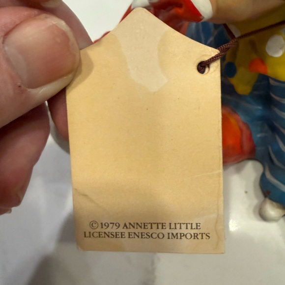 Vintage Annette Little “Here Come the Clowns” Sculpture – Signed - Picture 8 of 9